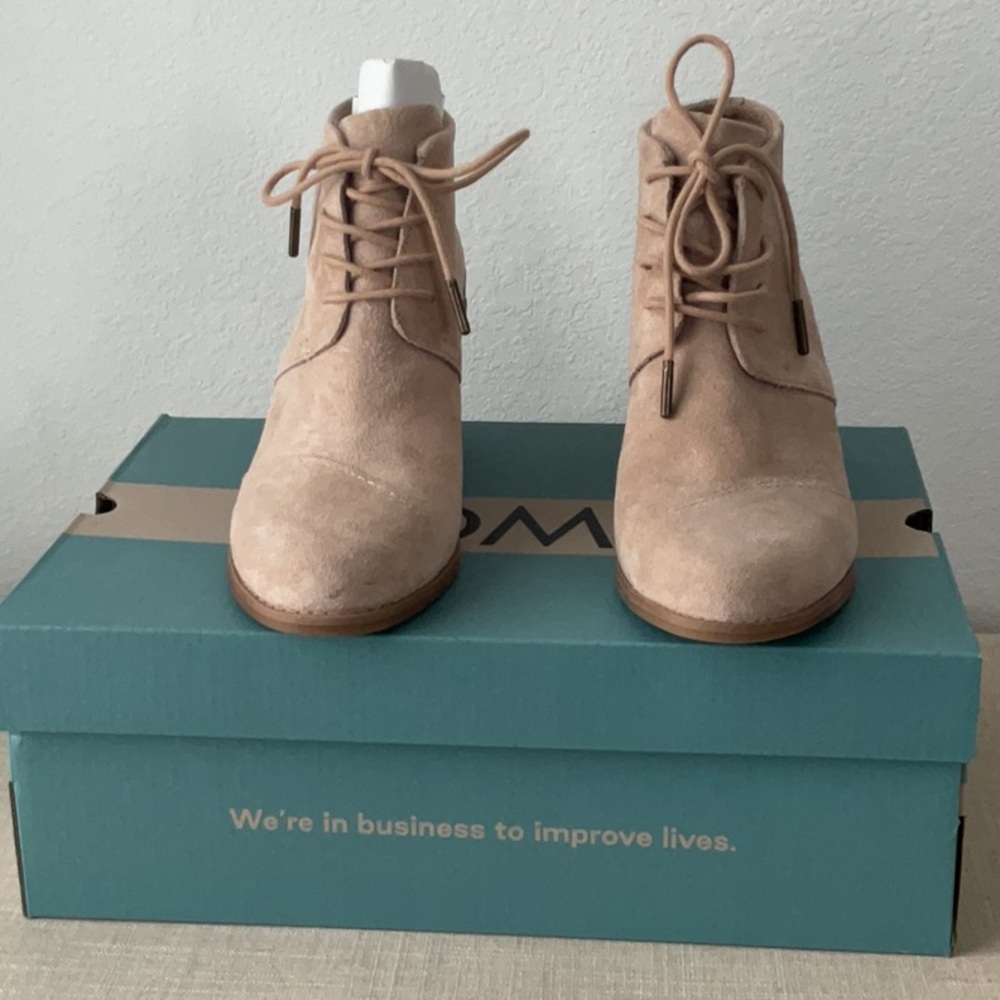 Women's Tan Ankle Boots